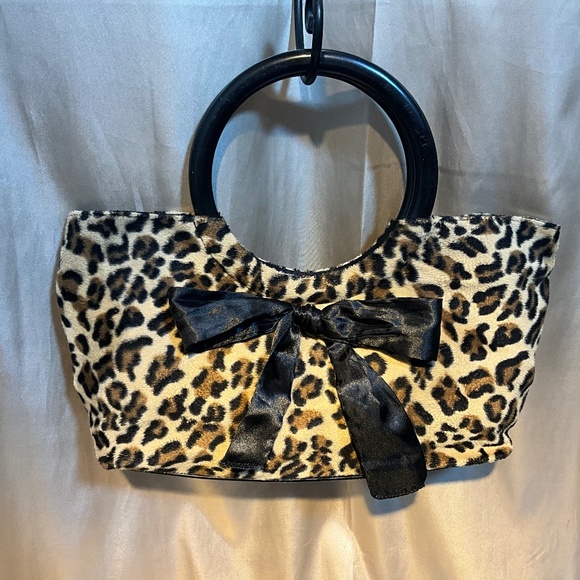 Lux de Ville Handbags - Lux De Ville animal print with black satin bow, hand bag.  4-H2Cb